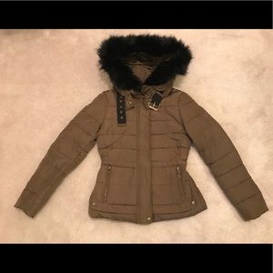 Zara women’s short down parka